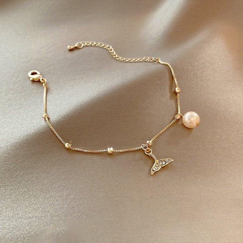 Women's Luxury Pearl & Gold Charm Bracelet  Pre2brand