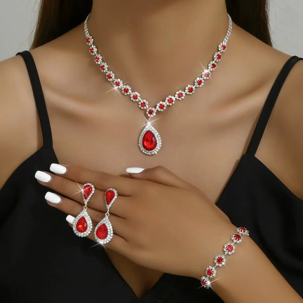 Fashion Jewelry Bridal Jewelry Suit Necklace Ear Stud Bracelet Three-Piece Set  Pre2brand