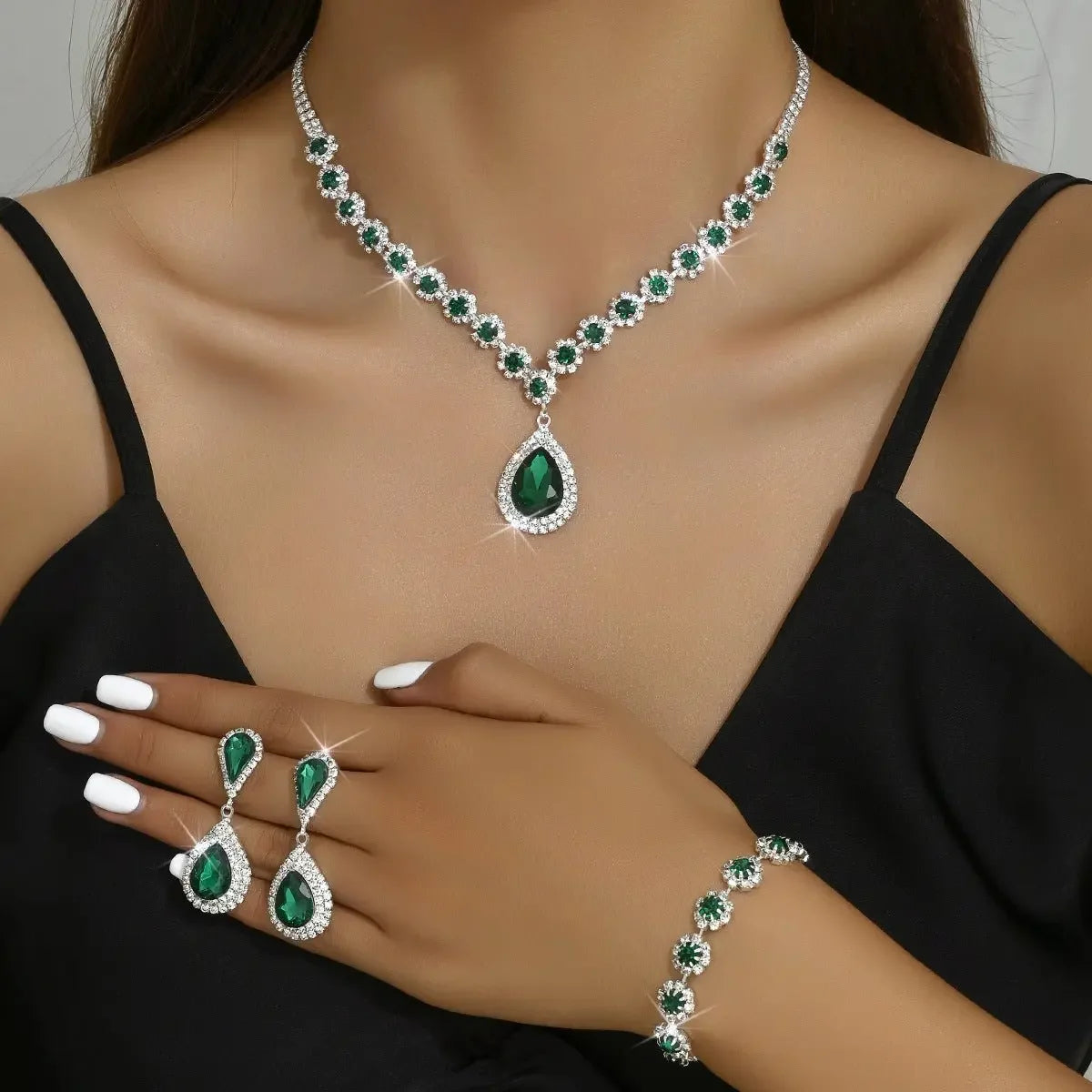 Fashion Jewelry Bridal Jewelry Suit Necklace Ear Stud Bracelet Three-Piece Set  Pre2brand