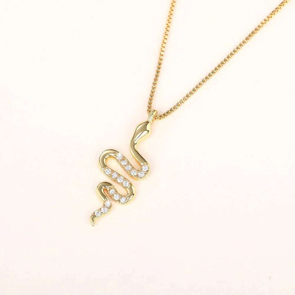 Women's Zirconia Snake Pendant Necklace  Pre2brand