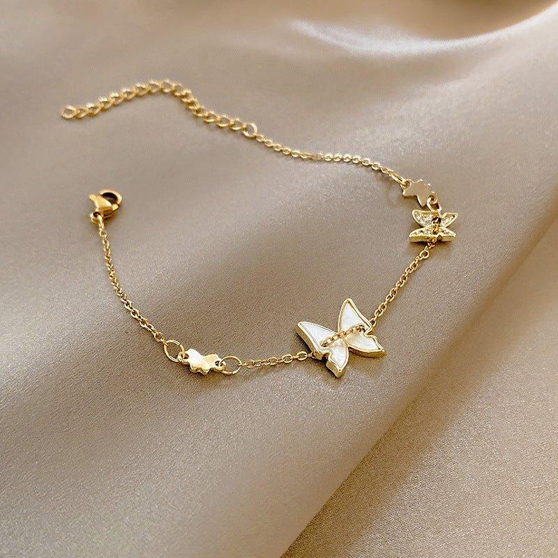 Women's Luxury Pearl & Gold Charm Bracelet  Pre2brand