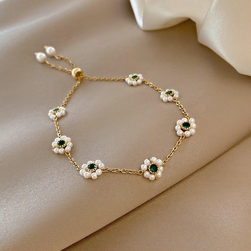 Women's Luxury Pearl & Gold Charm Bracelet  Pre2brand